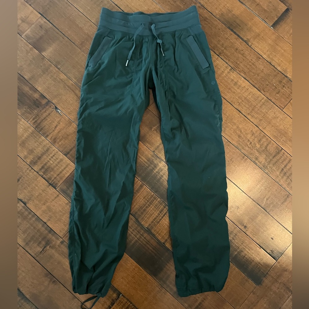 Lululemon Dance Studio Mid-Rise Pant Short